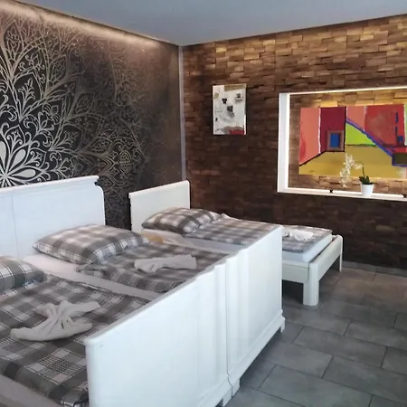 Apartamento Kékmadár Alsómégy *